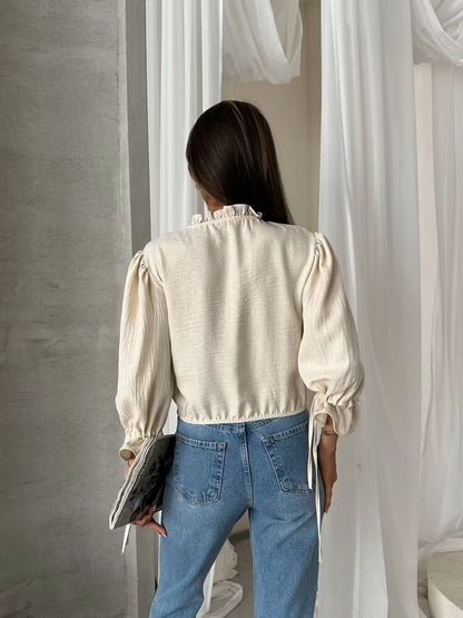 Timeless chic sleeky top